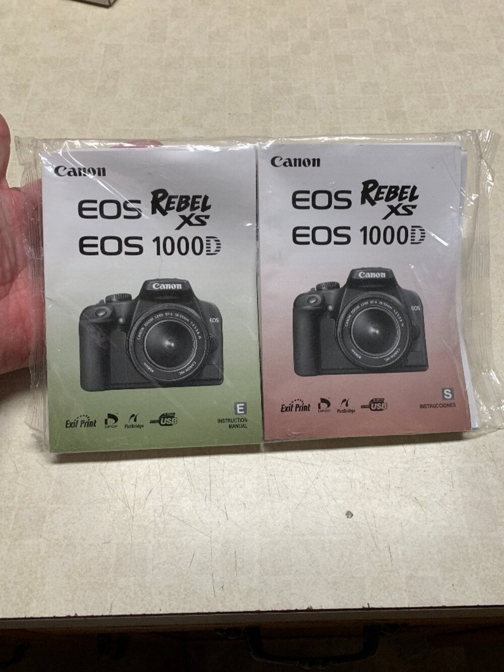 Canon EOS Rebel XS 1000D Digital Camera User Instruction Guide Manuals Sealed
